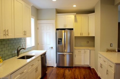 147 High St, Montclair, NJ 07042-2417
