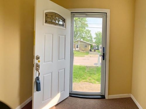 1080 March St, Hermitage, PA 16146-2867
