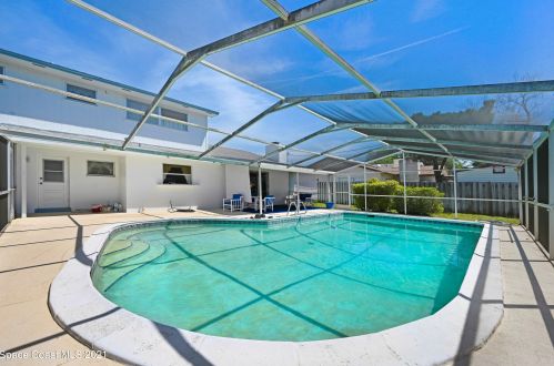 2639 White Oak Ln, Titusville, FL 32780-5946