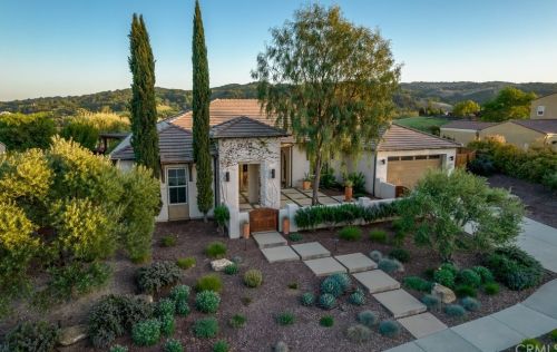1763 Via Rojas, Templeton, CA 93465-3823