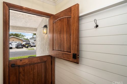 1932 Montair Ave, Long Beach CA  90815-3011 exterior