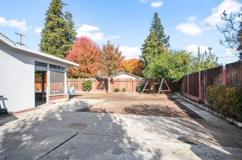 409 Rumble Rd, Modesto CA  95350-2316 exterior