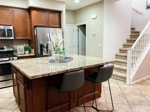 308 Kapalua Bay Cir, West Pittsburg CA  94565-7906 exterior