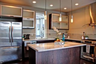 2643 22nd Ave, Seattle WA  98112-2217 exterior