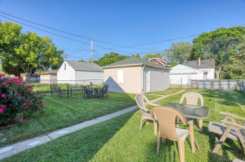 4868 40, Milwaukee WI 53209-5204 exterior