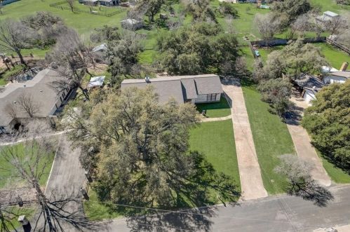 438 Starview Ln, Georgetown TX 78628-3832 exterior