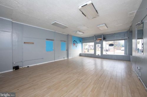 7701 Park Ave, Camden NJ  08109-3534 exterior