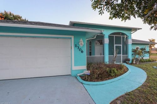 1306 21st St, Cape Coral, FL 33990-6646