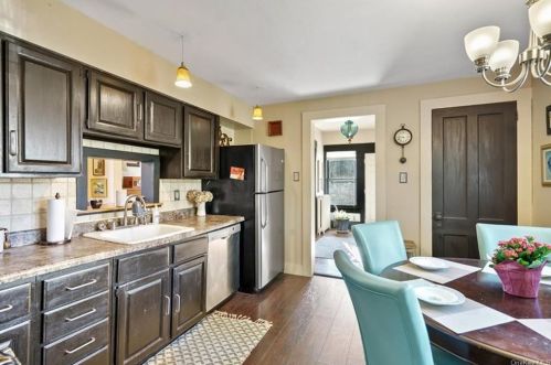 33 Galloway Rd, Warwick NY  10990-1629 exterior
