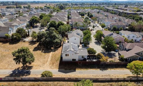 3881 Louis Krohn Dr, Santa Rosa CA  95407-2529 exterior