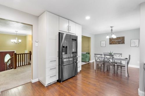 109 Redbud Dr, Beaver Falls PA  15010-1152 exterior