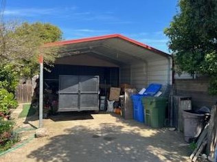 306 10th St, Greenfield, CA 93927-5004