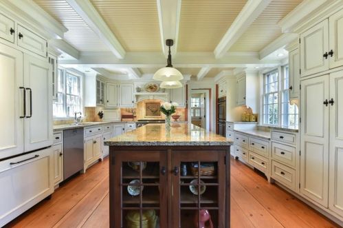 1463 Frenchtown Rd, Warwick RI  02818-1310 exterior