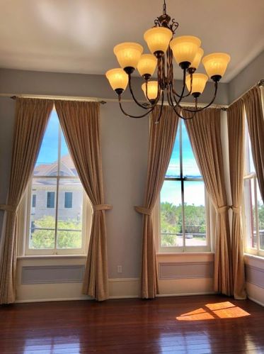 1802 Sealy St, Galveston TX 77550-3813 exterior