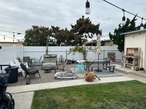 3311 Clairemont Mesa Blvd, San Diego CA 92117-2602 exterior