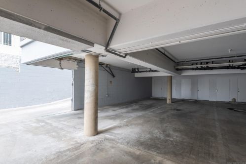 3850 Riviera Dr, San Diego CA 92109-6309 exterior