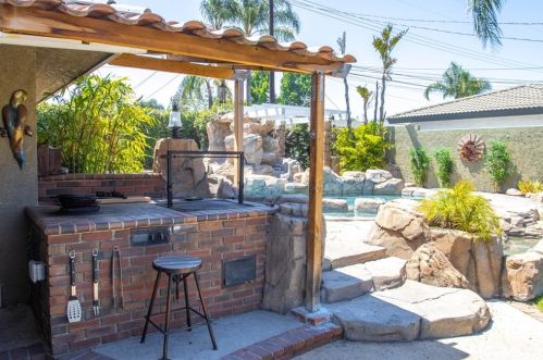 1341 Vallejo Way, Upland CA  91786-3164 exterior