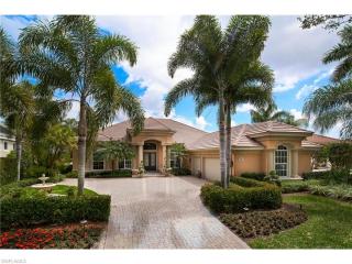 2968 Gardens Blvd, Naples, FL 34105-5688