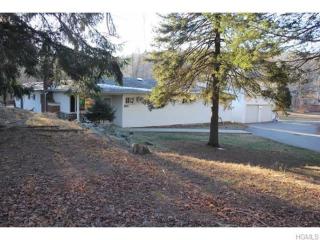402 Stormville Mountain Rd, Stormville, NY 12582-5558