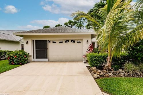 6252 Shadowood Cir, Naples, FL 34112-1906