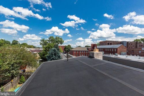 237 Lime St, Lancaster PA  17602-2748 exterior