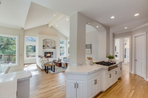 21461 Saratoga Hills Rd, Saratoga CA  95070-5377 exterior