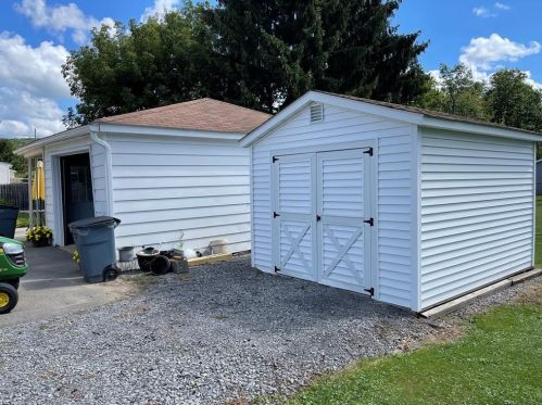 410 Egbert St, Franklin PA  16323-2902 exterior