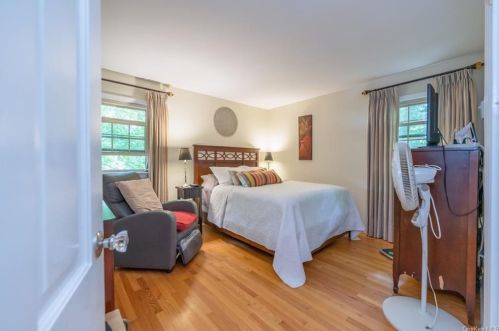 410 Old Post Rd, Marlborough NY  12542-6232 exterior