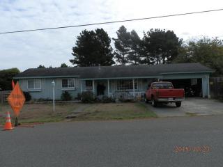 3205 Johnson Rd, Hydesville, CA 95547-9450