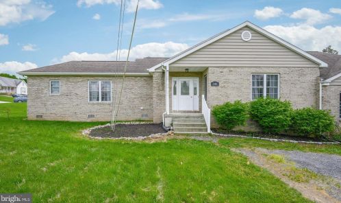 248 Hughes St, Woodstock, VA 22664-1760