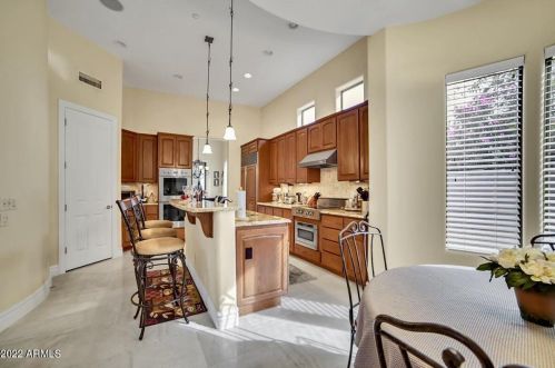 7384 San Alfredo Dr, Scottsdale AZ 85258-2098 exterior