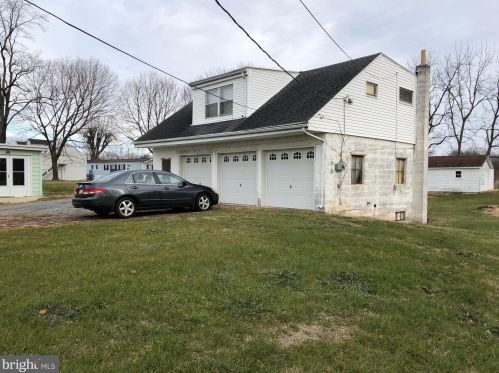 13884 Molly Pitcher Hwy, Upton PA 17225-9457 exterior