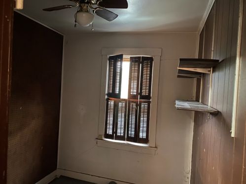 730 Adelaide St, Pittsburgh PA  15219-5714 exterior