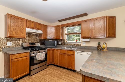 142 Split Rock Rd, Browns Mills NJ  08015-6542 exterior