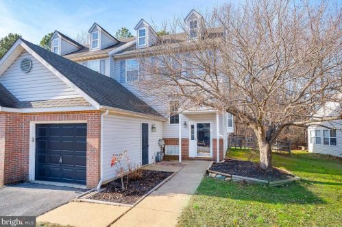 8 Pimlico Ln, Bear, DE 19701-2559