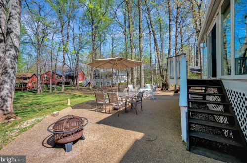 104 Eagle Ct, Locust Grove VA  22508-5432 exterior