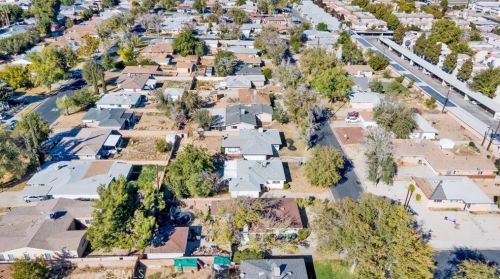 44035 Cedar Ave, Lancaster CA  93534-4422 exterior