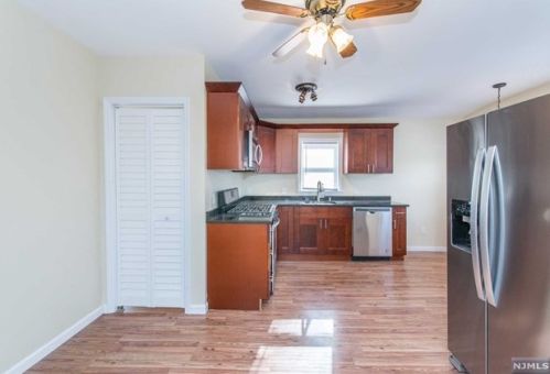 100 Tintle Ave, West Milford Lakes NJ  07480-4715 exterior