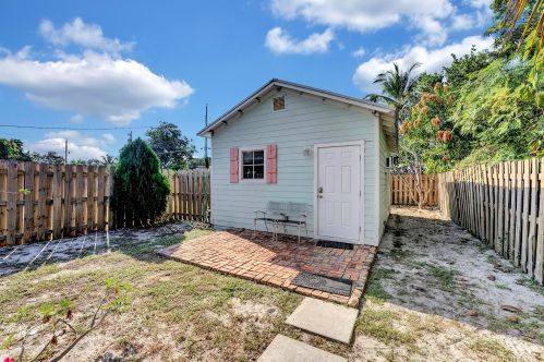 726 3rd Ave, Delray Beach, FL 33444-3914