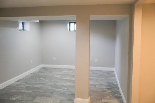 51 Zipporah St, North Providence RI  02911-2203 exterior