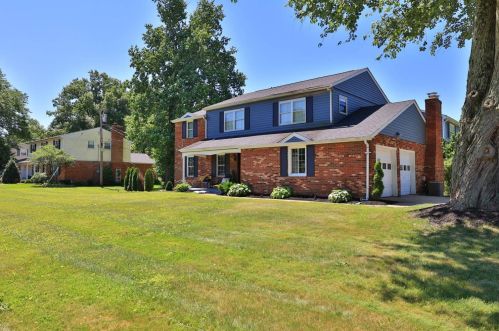 7857 Asbury Hills Dr, Cincinnati, OH 45255-4542