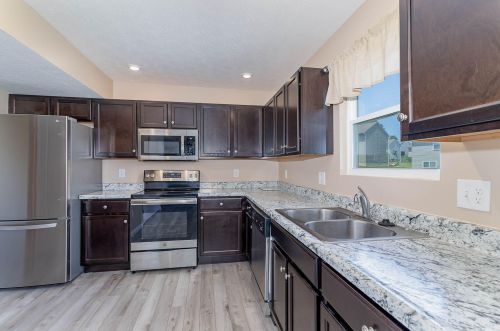 935 Shadowridge Dr, Covington KY  41018-4050 exterior