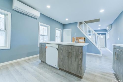 115-13 159th St, Jamaica, NY 11434-1103