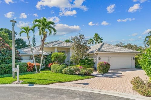23 Sutton Dr, Boynton Beach, FL 33436-6061