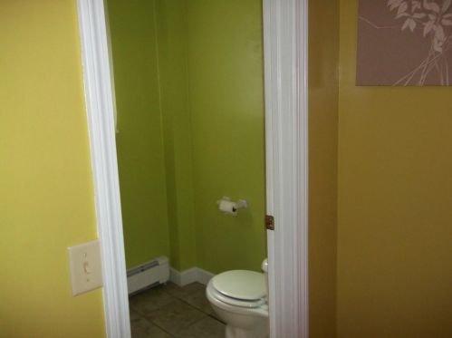 20 Mount Pleasant View Ave, Cumberland RI  02864-2300 exterior