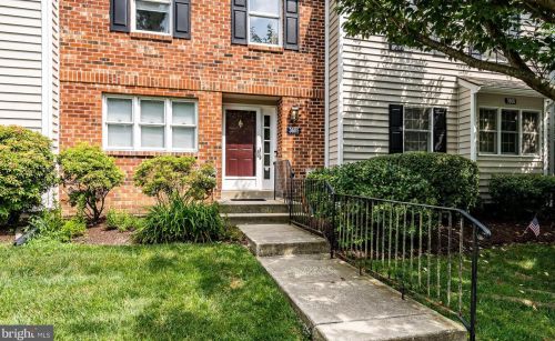 3605 Bridlewood Dr, Glen Mills, PA 19342-8115