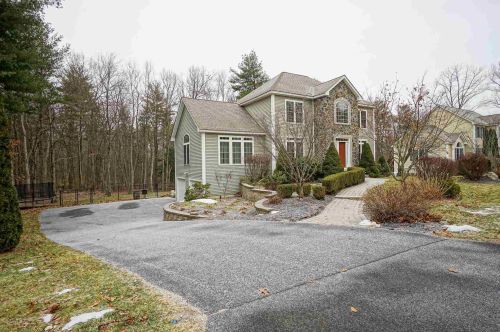 20 Eastgate Rd, Derry, NH 03038-3813