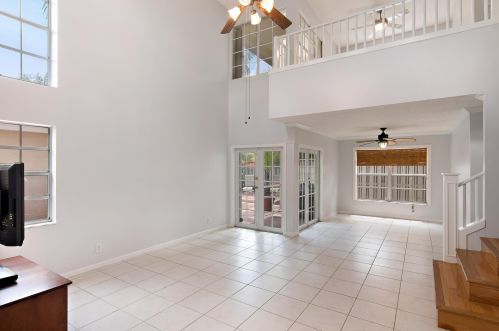 22 Governors Ct, West Palm Beach FL  33418-7159 exterior