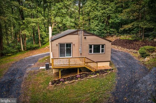 751 Ulysses Way, Linden, VA 22642-5910