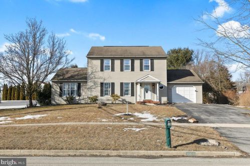 6812 Blue Ridge Ave, Harrisburg, PA 17112-2713